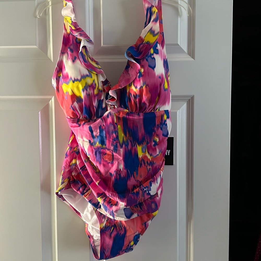 NWT DKNY Ruffle One Piece Swimsuit. Size 14